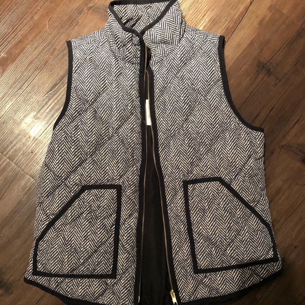 J Crew Black/Ivory Herringbone vest! Size M